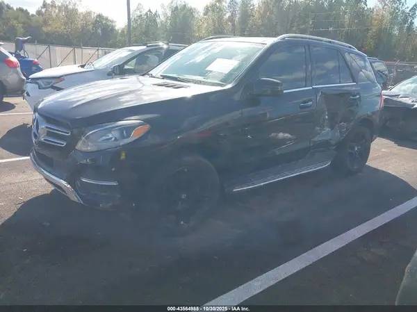 4JGDA5JB3GA725832 2016 MERCEDES-BENZ GLE - Image 2