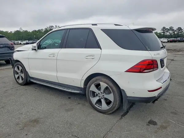 4JGDA5JB3GA753842 2016 MERCEDES-BENZ GLE - Image 2