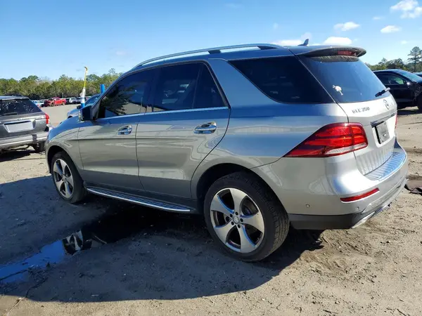 4JGDA5JB3GA785156 2016 MERCEDES-BENZ GLE - Image 2