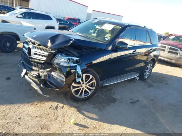 4JGDA5JB3GA795783 2016 MERCEDES-BENZ GLE - Image 2