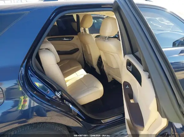 4JGDA5JB3HA821719 2017 MERCEDES-BENZ GLE - Image 8
