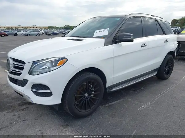 4JGDA5JB3HA838259 2017 MERCEDES-BENZ GLE - Image 2