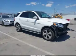 4JGDA5JB3HA840660 2017 MERCEDES-BENZ GLE