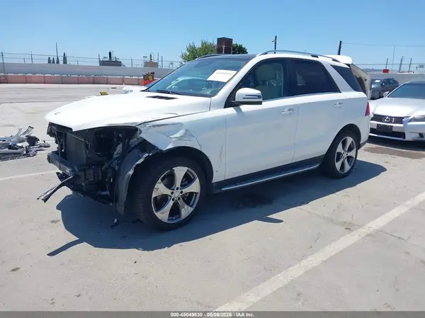 4JGDA5JB3HA840660 2017 MERCEDES-BENZ GLE - Image 2