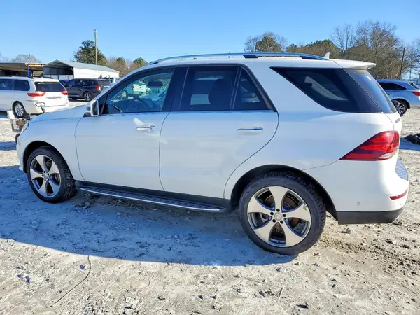 4JGDA5JB3HA896016 2017 MERCEDES-BENZ GLE - Image 2