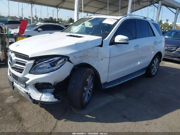 4JGDA5JB3HA899966 2017 MERCEDES-BENZ GLE - Image 2