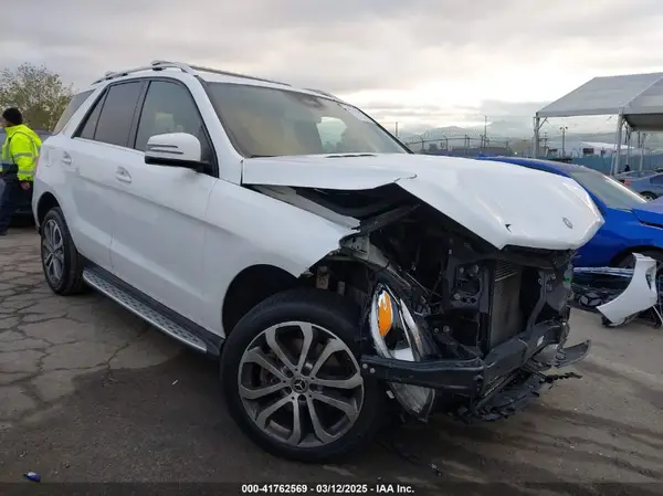 4JGDA5JB3HA921030 2017 MERCEDES-BENZ GLE - Image 1