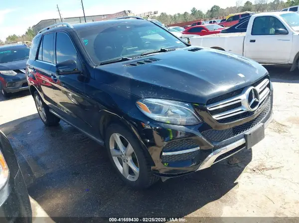 4JGDA5JB3HA945232 2017 MERCEDES-BENZ GLE - Image 1