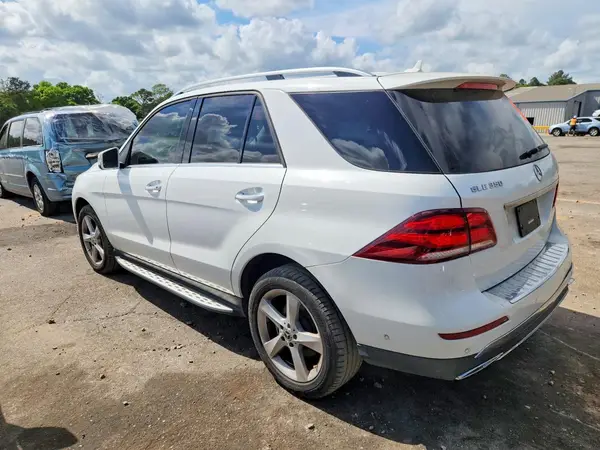 4JGDA5JB3HA960801 2017 MERCEDES-BENZ GLE - Image 2