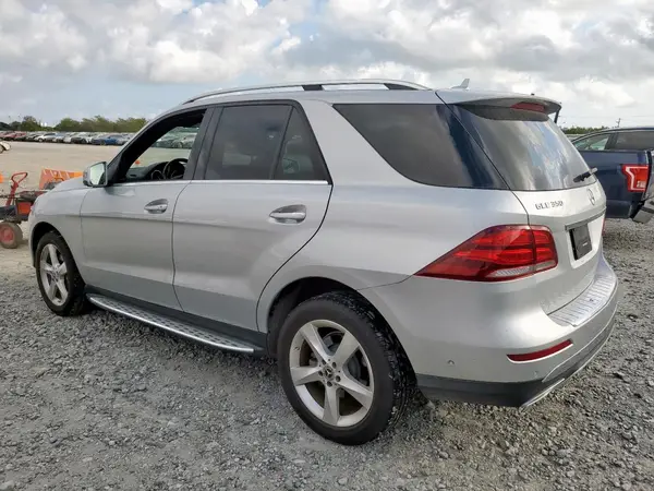 4JGDA5JB3JB013807 2018 MERCEDES-BENZ GLE - Image 2