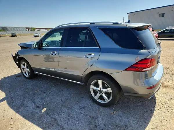 4JGDA5JB3JB041316 2018 MERCEDES-BENZ GLE - Image 2