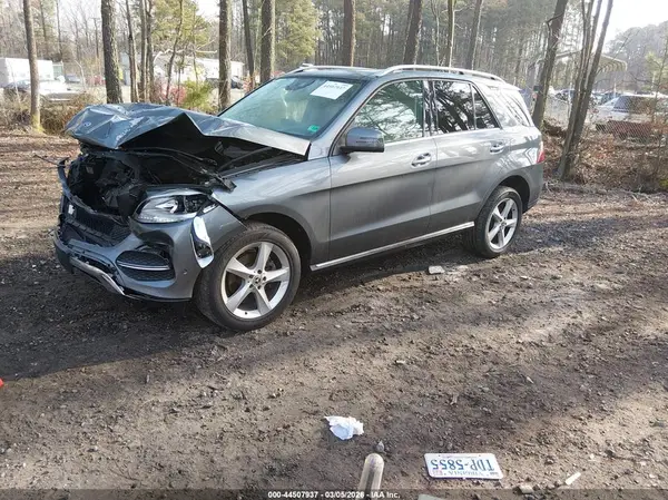 4JGDA5JB3JB052610 2018 MERCEDES-BENZ GLE - Image 2