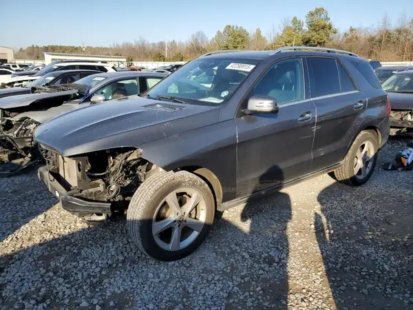 4JGDA5JB3JB061372 2018 MERCEDES-BENZ GLE - Image 1