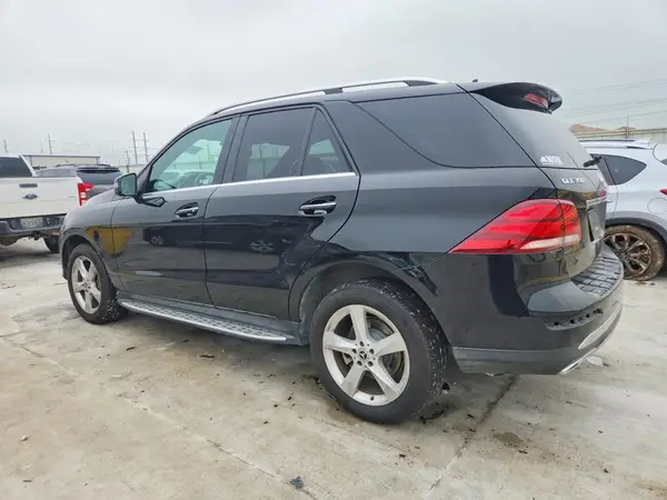 4JGDA5JB3JB076387 2018 MERCEDES-BENZ GLE - Image 2