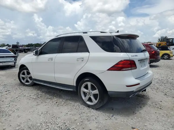4JGDA5JB3JB116323 2018 MERCEDES-BENZ GLE - Image 2