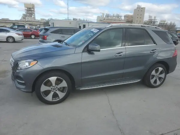 4JGDA5JB3JB184895 2018 MERCEDES-BENZ GLE - Image 1