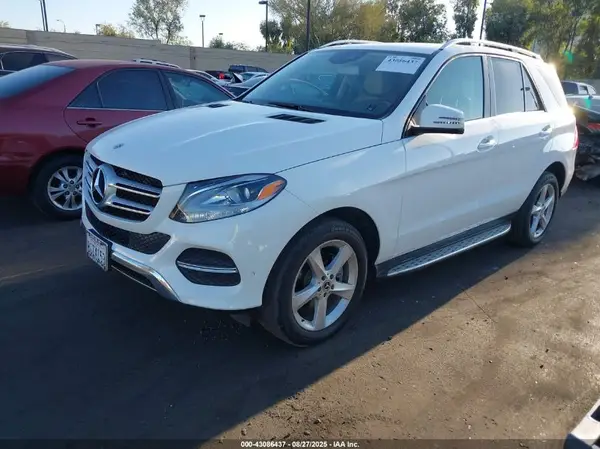 4JGDA5JB3JB194004 2018 MERCEDES-BENZ GLE - Image 2