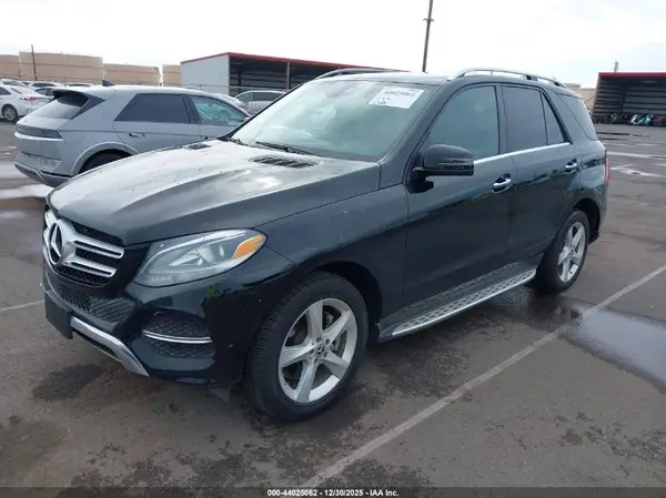 4JGDA5JB3JB200903 2018 MERCEDES-BENZ GLE - Image 2