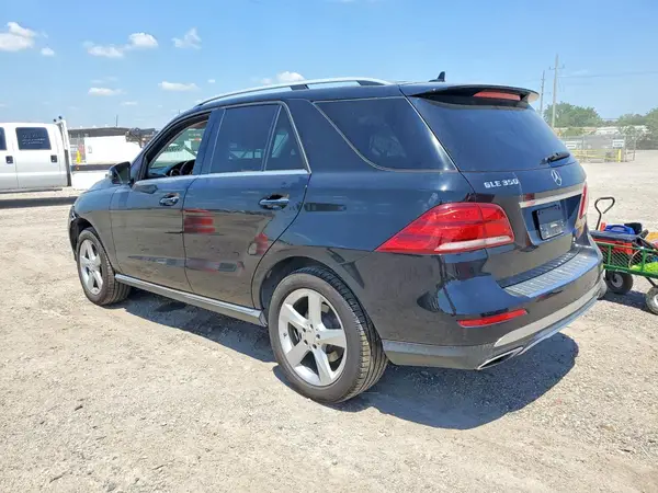 4JGDA5JB4GA660537 2016 MERCEDES-BENZ GLE - Image 2