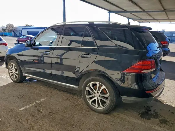 4JGDA5JB4GA665690 2016 MERCEDES-BENZ GLE - Image 2