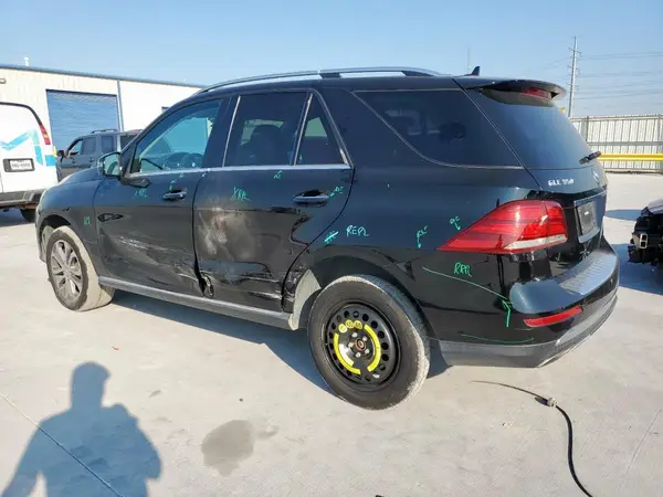 4JGDA5JB4GA680190 2016 MERCEDES-BENZ GLE - Image 2