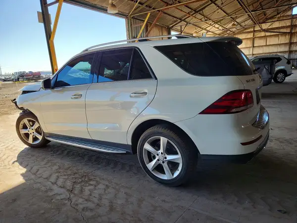 4JGDA5JB4GA735043 2016 MERCEDES-BENZ GLE - Image 2