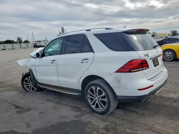 4JGDA5JB4GA744843 2016 MERCEDES-BENZ GLE - Image 2