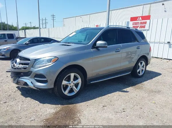 4JGDA5JB4GA746267 2016 MERCEDES-BENZ GLE - Image 2
