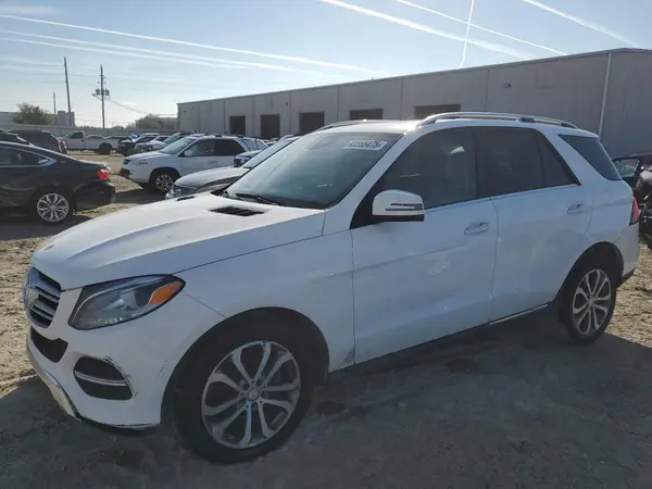 4JGDA5JB4GA765630 2016 MERCEDES-BENZ GLE - Image 1