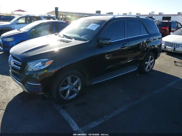 4JGDA5JB4GA774960 2016 MERCEDES-BENZ GLE - Image 2