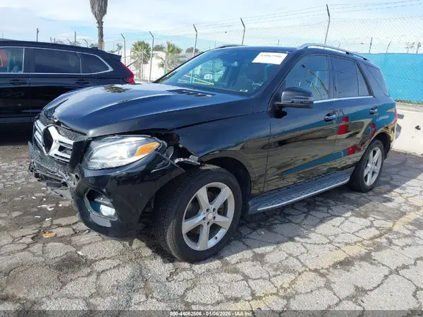 4JGDA5JB4GA775400 2016 MERCEDES-BENZ GLE - Image 2