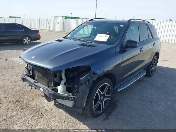 4JGDA5JB4GA788423 2016 MERCEDES-BENZ GLE - Image 2