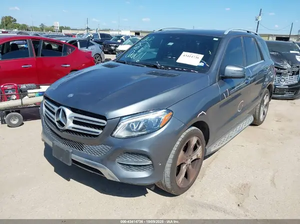 4JGDA5JB4HA833703 2017 MERCEDES-BENZ GLE - Image 2