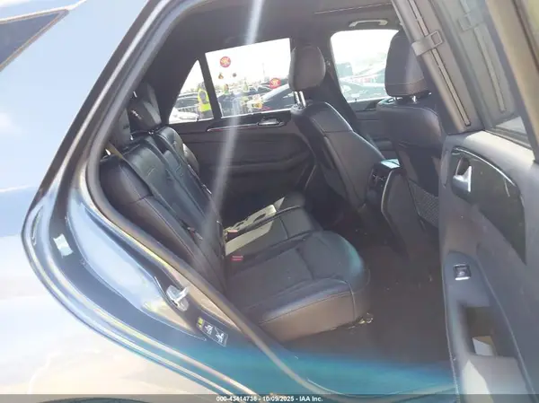 4JGDA5JB4HA833703 2017 MERCEDES-BENZ GLE - Image 8