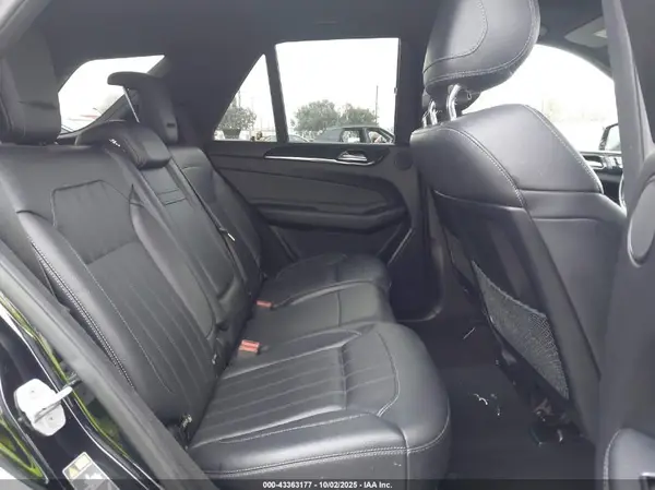4JGDA5JB4HA843261 2017 MERCEDES-BENZ GLE - Image 8