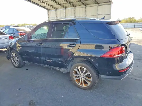 4JGDA5JB4HA899720 2017 MERCEDES-BENZ GLE - Image 2