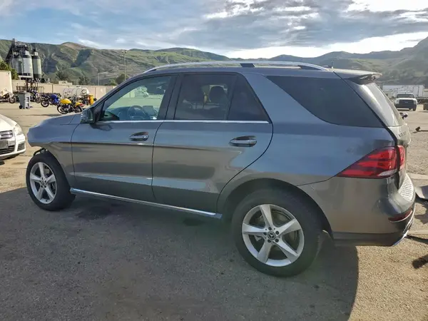 4JGDA5JB4HA906052 2017 MERCEDES-BENZ GLE - Image 2