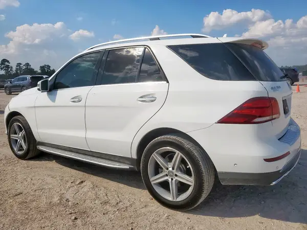 4JGDA5JB4HA911171 2017 MERCEDES-BENZ GLE - Image 2