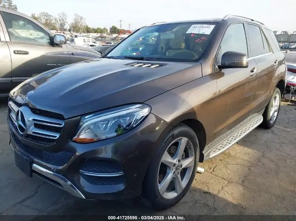 4JGDA5JB4HA927130 2017 MERCEDES-BENZ GLE - Image 2