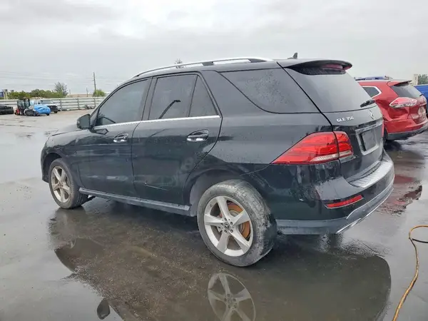 4JGDA5JB4HA945739 2017 MERCEDES-BENZ GLE - Image 2