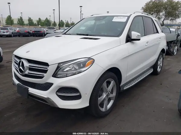 4JGDA5JB4HA962802 2017 MERCEDES-BENZ GLE - Image 2