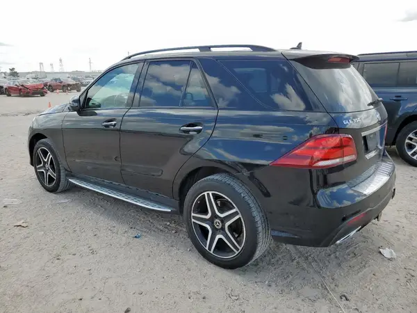 4JGDA5JB4JB000886 2018 MERCEDES-BENZ GLE - Image 2