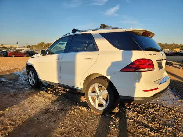 4JGDA5JB4JB058772 2018 MERCEDES-BENZ GLE - Image 2