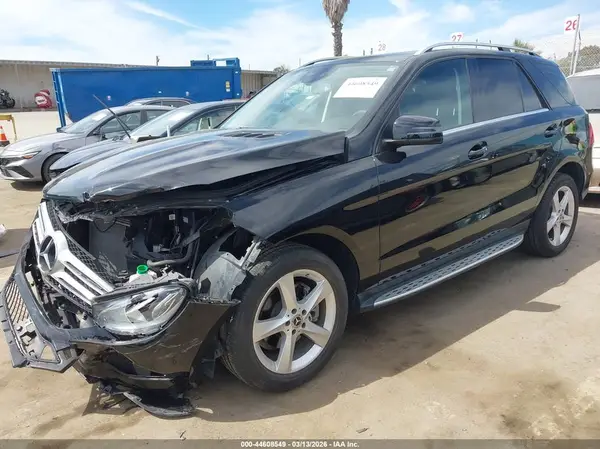 4JGDA5JB4JB071537 2018 MERCEDES-BENZ GLE - Image 2