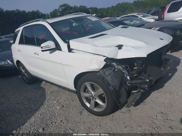 4JGDA5JB4JB106223 2018 MERCEDES-BENZ GLE - Image 1