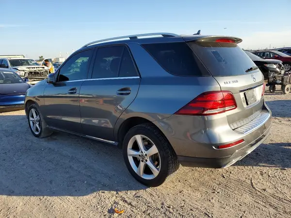 4JGDA5JB4JB115164 2018 MERCEDES-BENZ GLE - Image 2