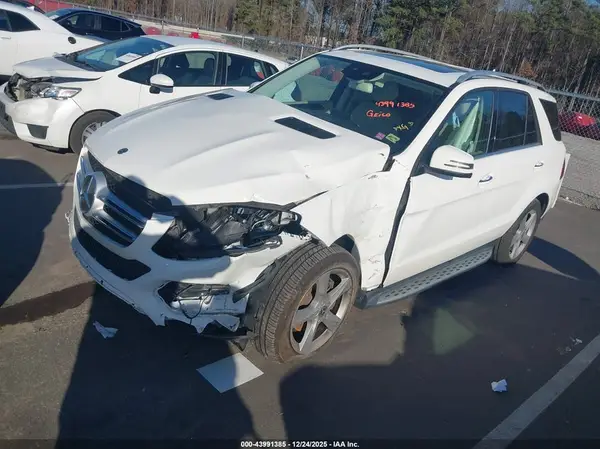 4JGDA5JB4JB128920 2018 MERCEDES-BENZ GLE - Image 2