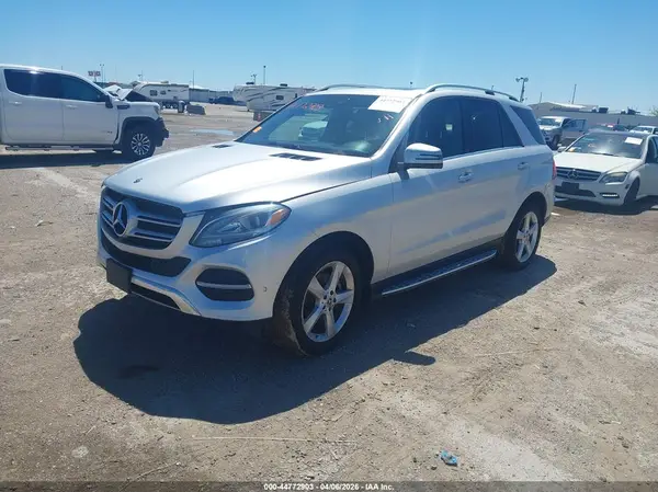 4JGDA5JB4JB137049 2018 MERCEDES-BENZ GLE - Image 2
