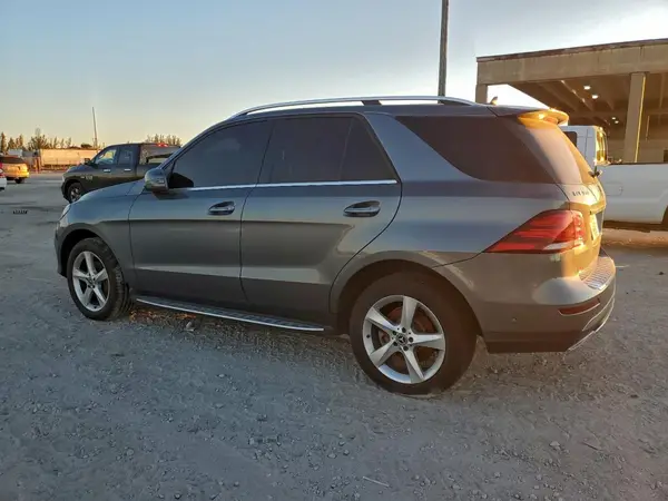 4JGDA5JB4JB152893 2018 MERCEDES-BENZ GLE - Image 2