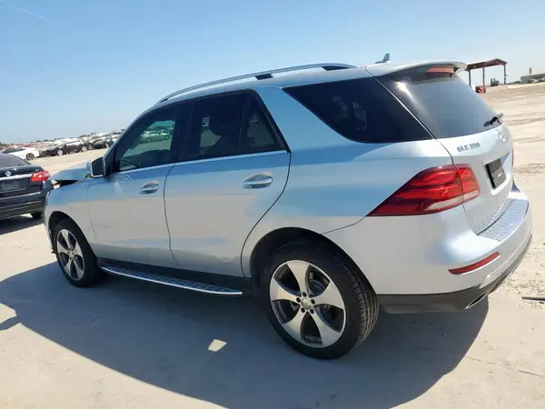 4JGDA5JB5GA647750 2016 MERCEDES-BENZ GLE - Image 2